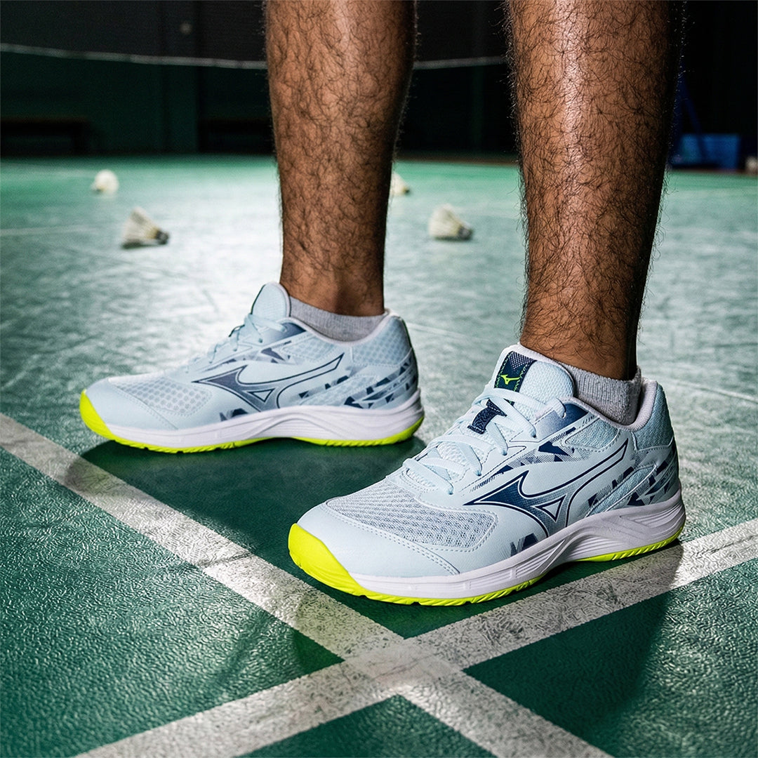 Badminton shoes