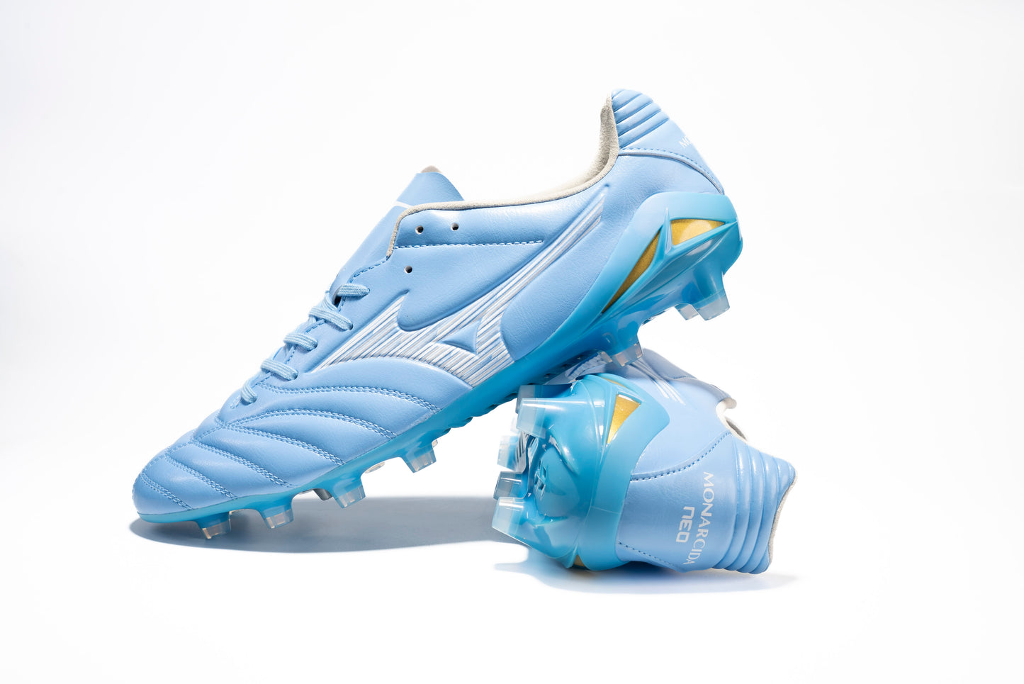 Mizuno รุ่น Monarcida Neo III Pro