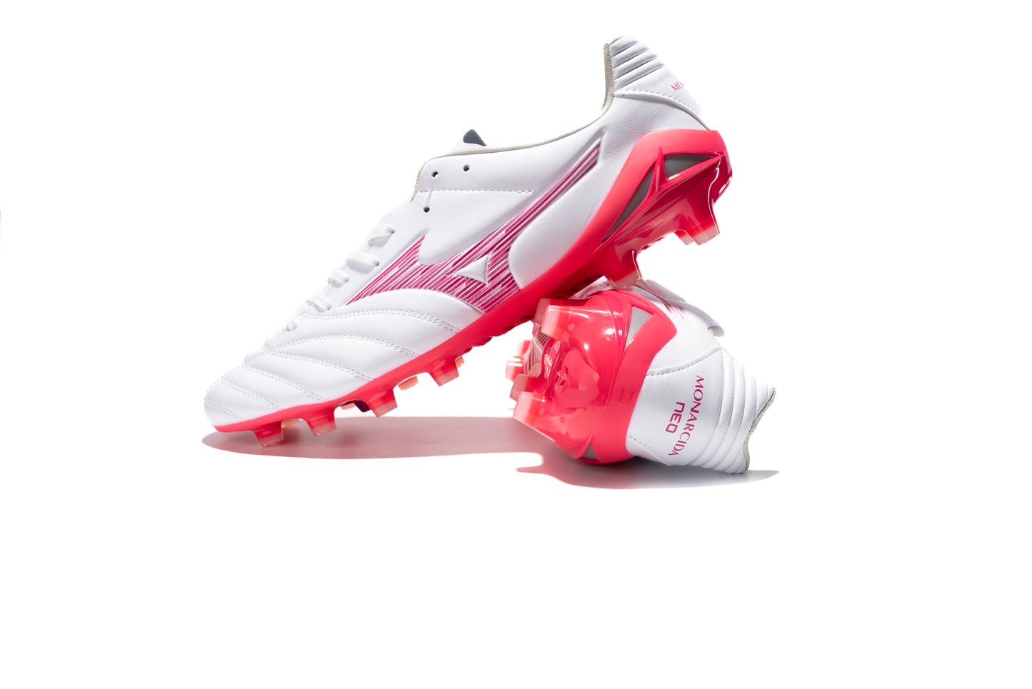 Mizuno รุ่น Monarcida Neo III Pro