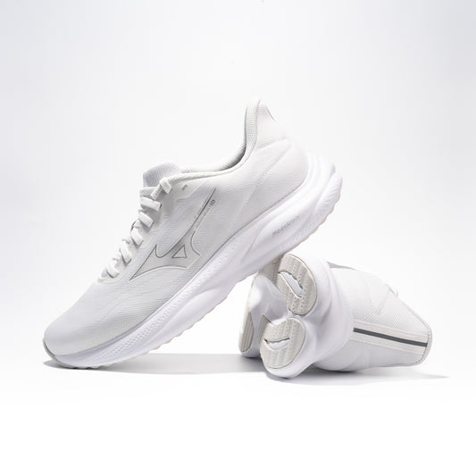 Mizuno รุ่น Revolt 4