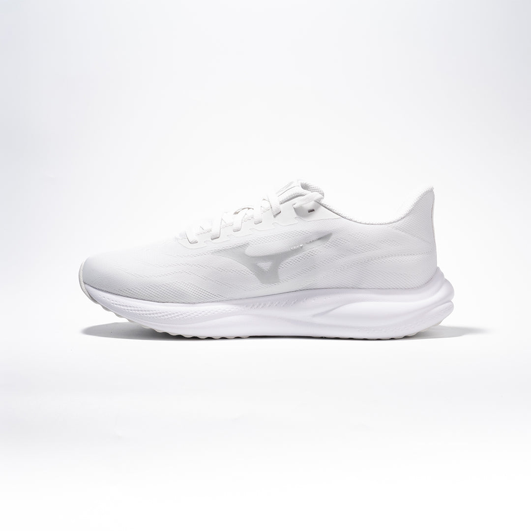 Mizuno รุ่น Revolt 4