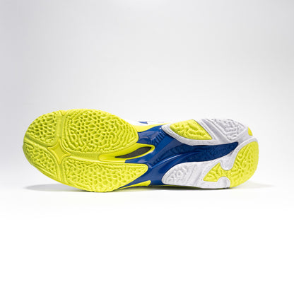 Mizuno รุ่น Wave Lightning Elite